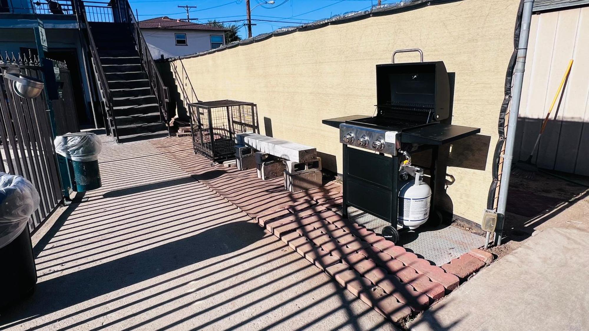Lanai Motel Алхамбра Екстериор снимка