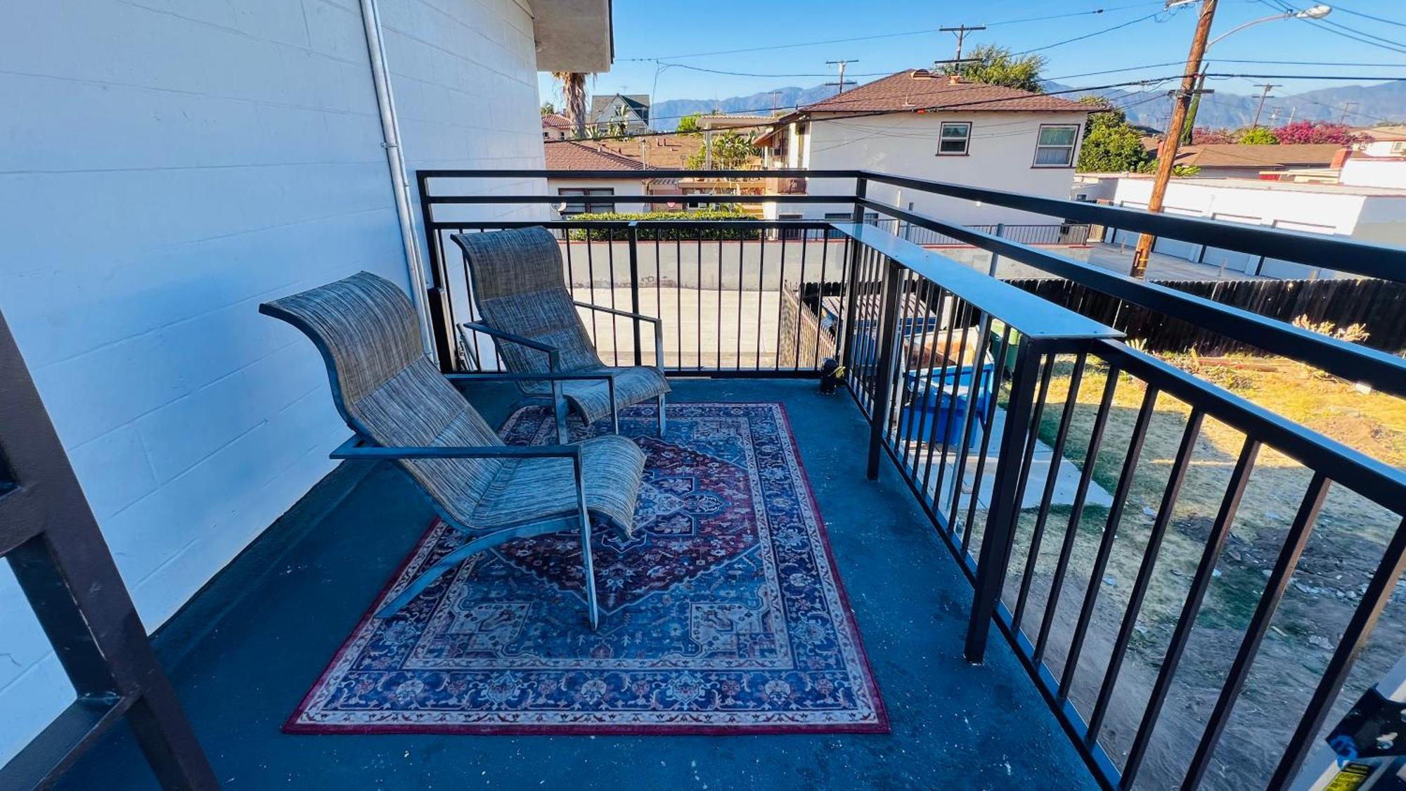 Lanai Motel Алхамбра Екстериор снимка